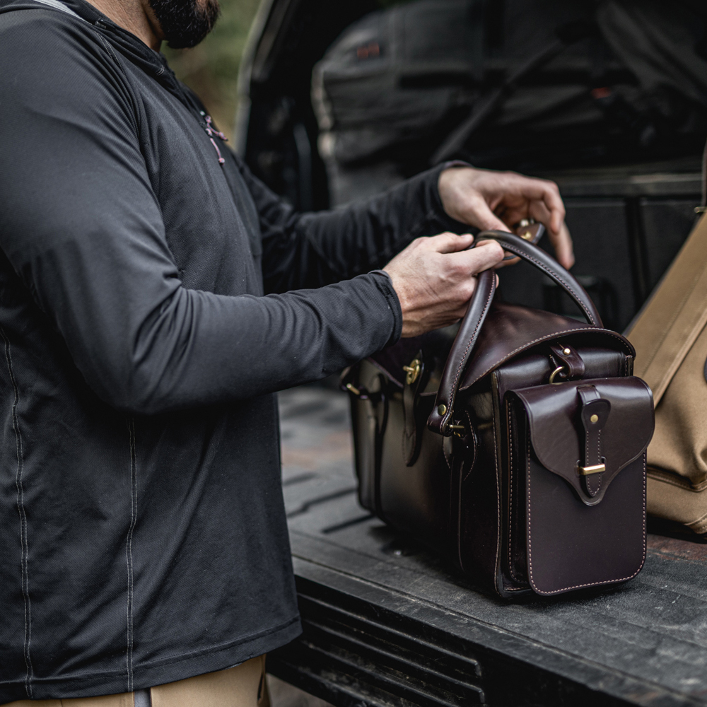 luxe grain leather field bag