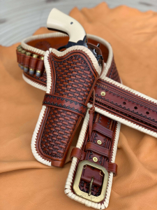 Custom Hand Laced Western Rig