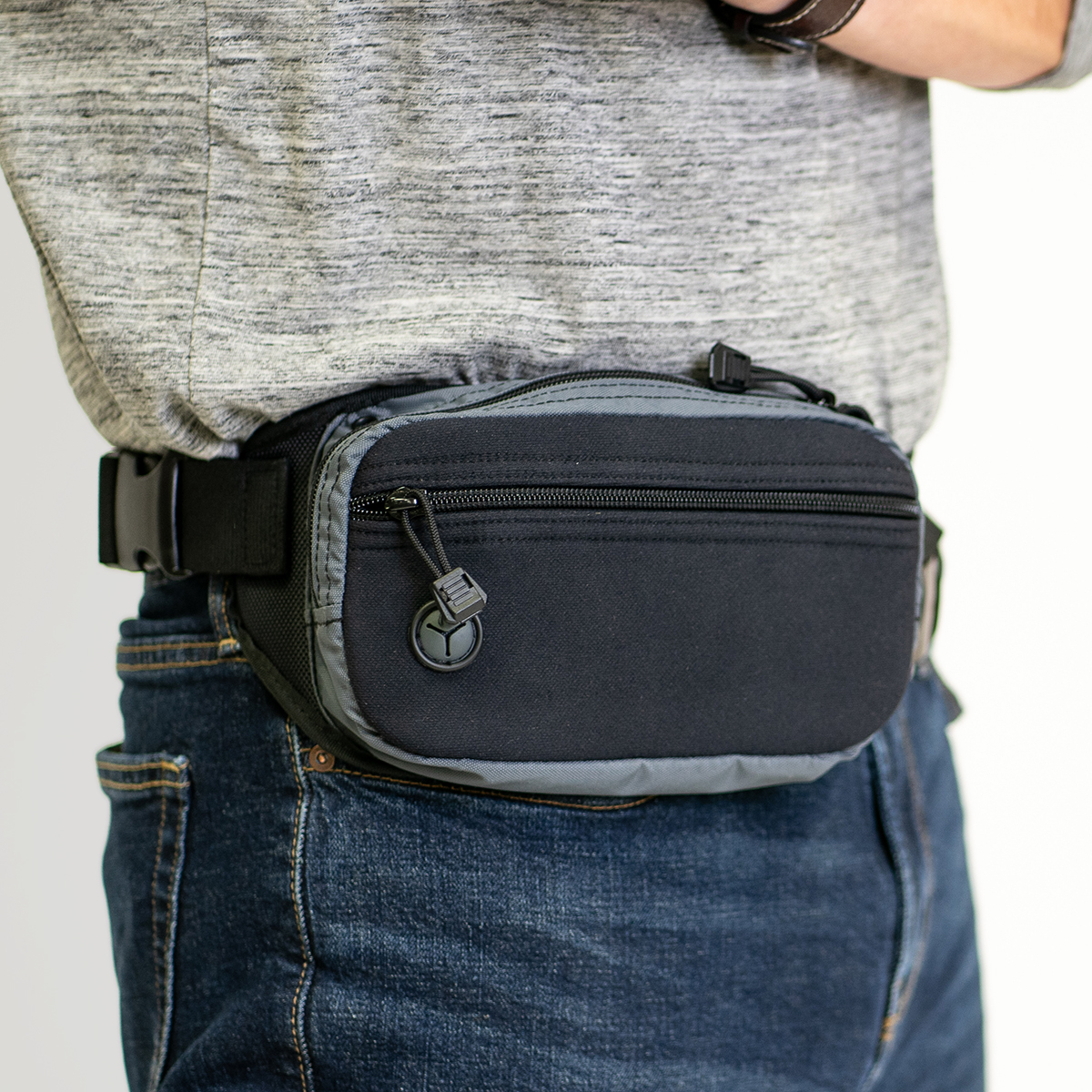 carry fanny pack